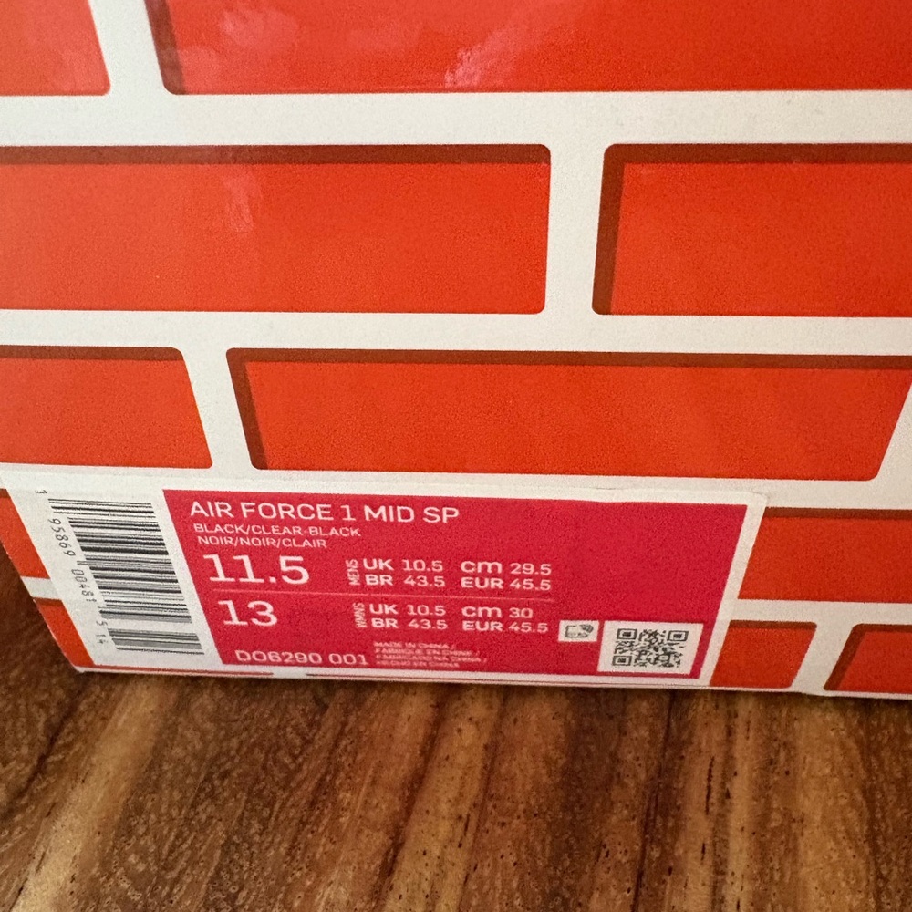 Off-White Air Force 1 Mid Black - Picture 9 of 9